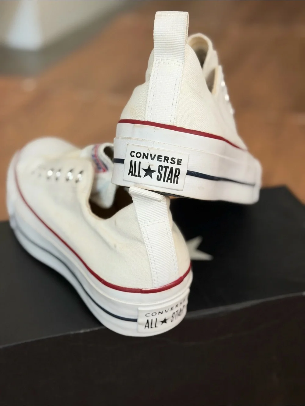 Converse brand new